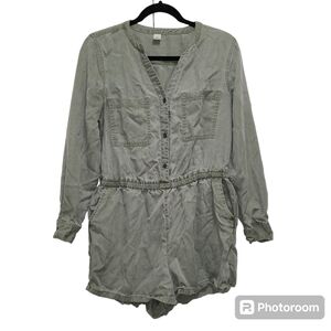 Old‎ Navy Romper elastic waistband jumpsuit shorts | long sleeved Tensel